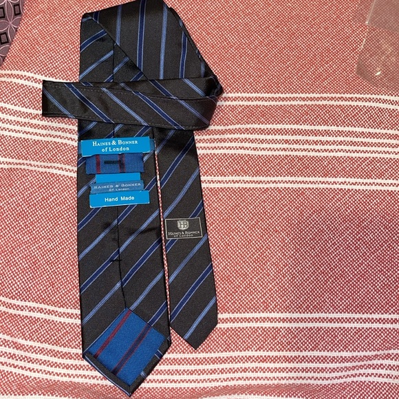 NWT Haines & Bonner of London Tie‎ - Picture 3 of 9